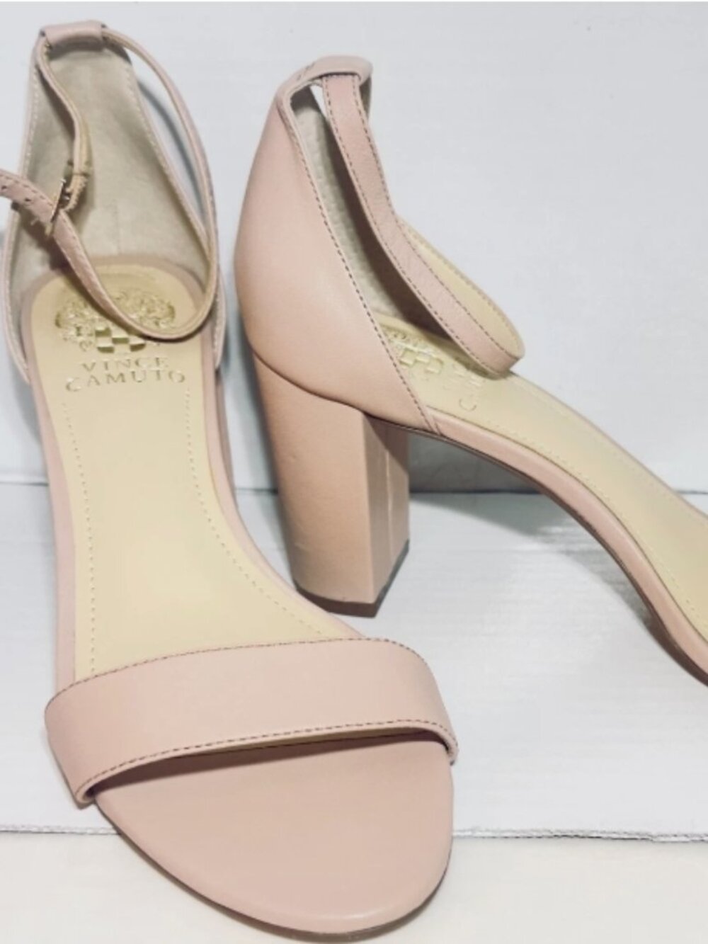 Vince Camuto Pale Pink Heels Size 8